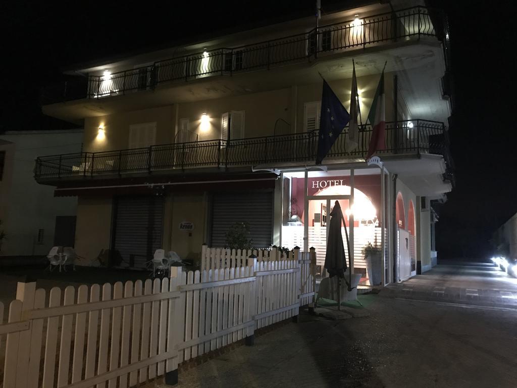 阿斯科特酒店 卡伊阿内洛 外观 照片